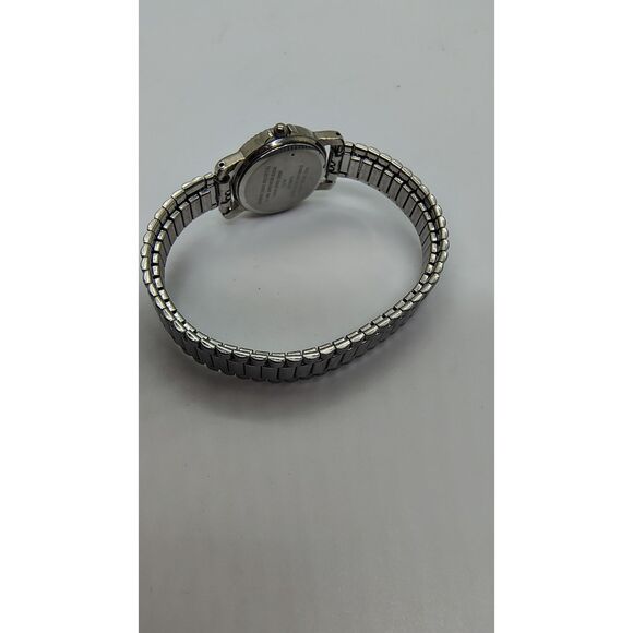 Scooby Doo and Shaggy Armitron Yr 2000 Hanna Barbera 2100/144 Ladies Watch - Picture 4 of 9